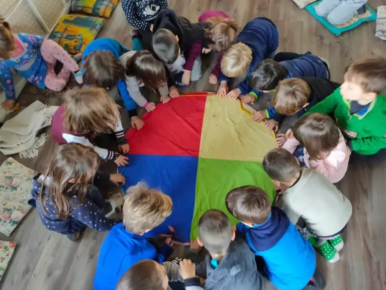 Immagine dei bambini all'asilo